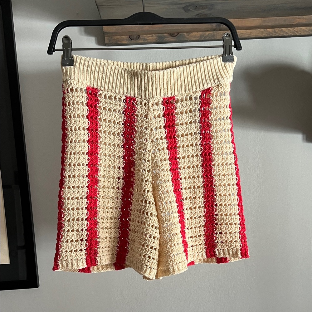 Zara High Waist Cream and Red Knit Shorts